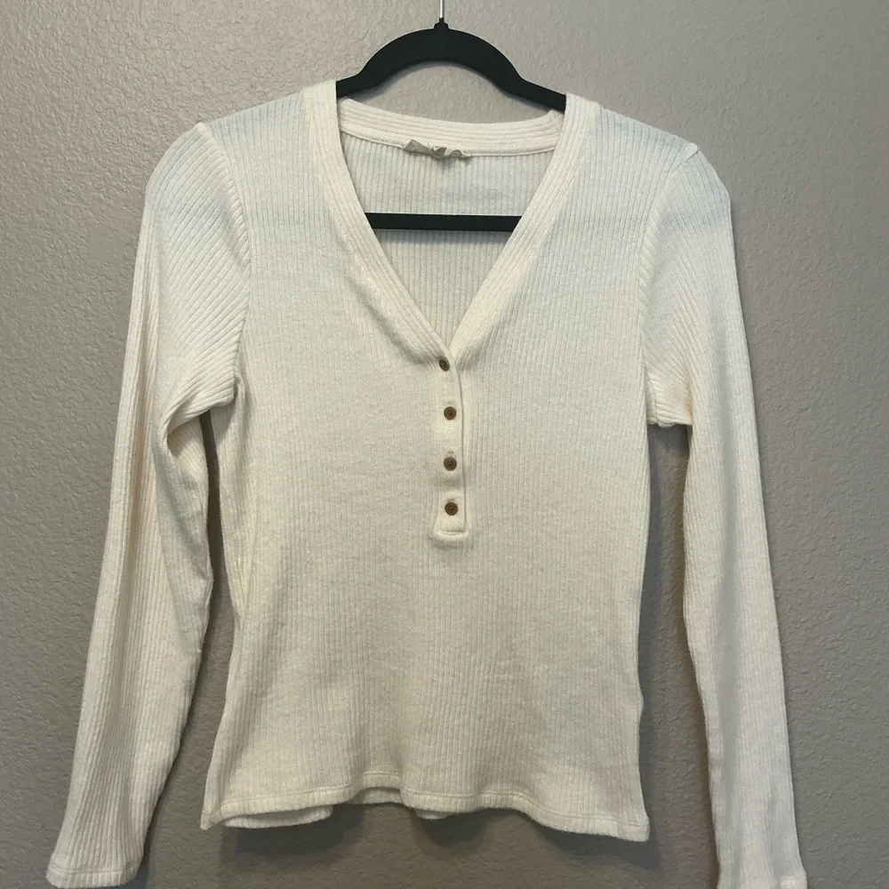 Madewell Cream Ribbed Button-Front Blouse - Picture 1 of 3
